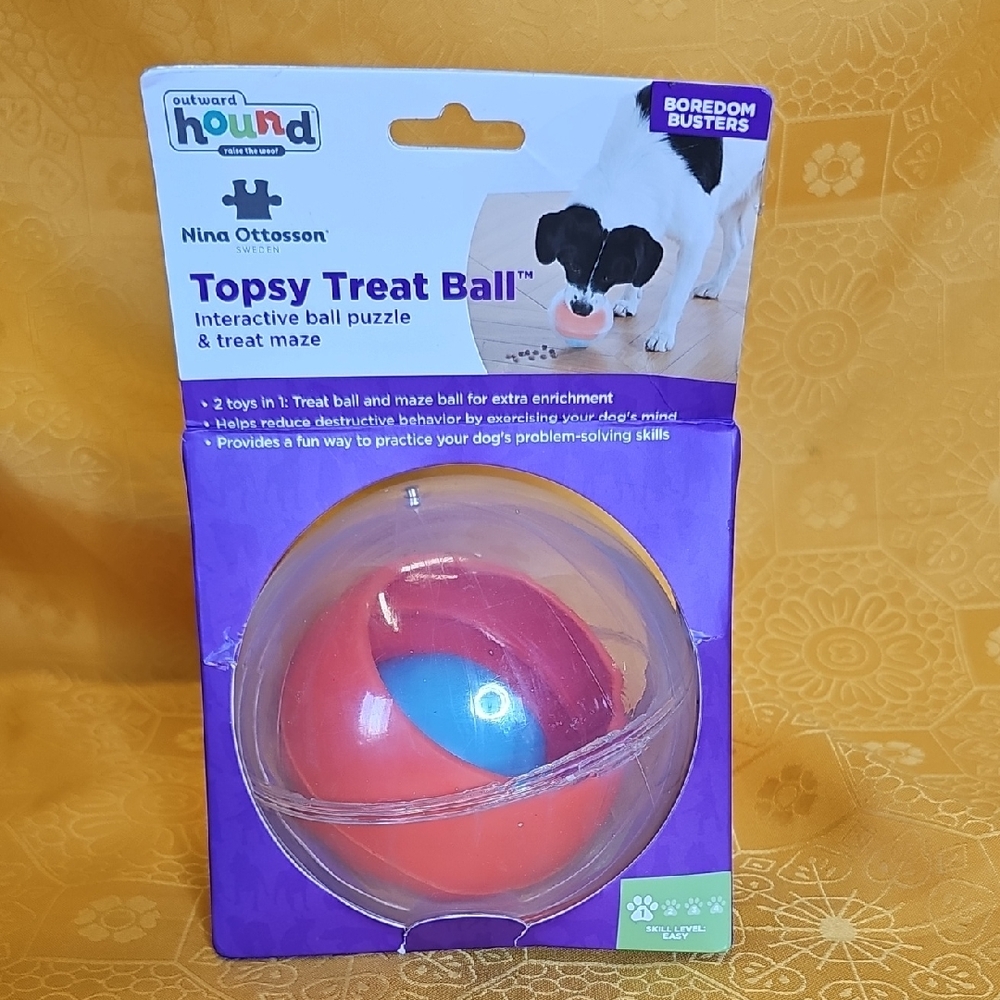 Outward Hound Red and Blue Treat Ball